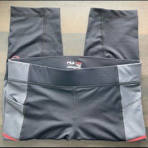 Women's FILA SPORT Running Leggings - Size Small
